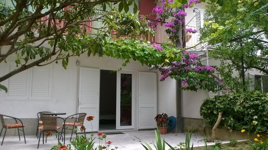 Apartment Andelka Omiš Eksteriør billede